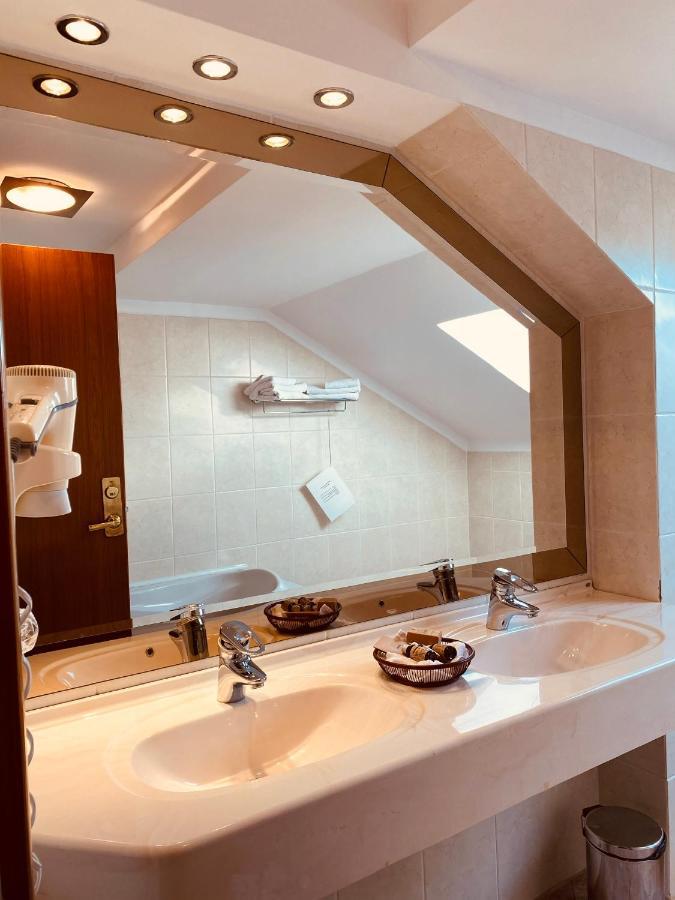 Casa Jasmine Ξενοδοχείο Μπρασόβ Εξωτερικό φωτογραφία