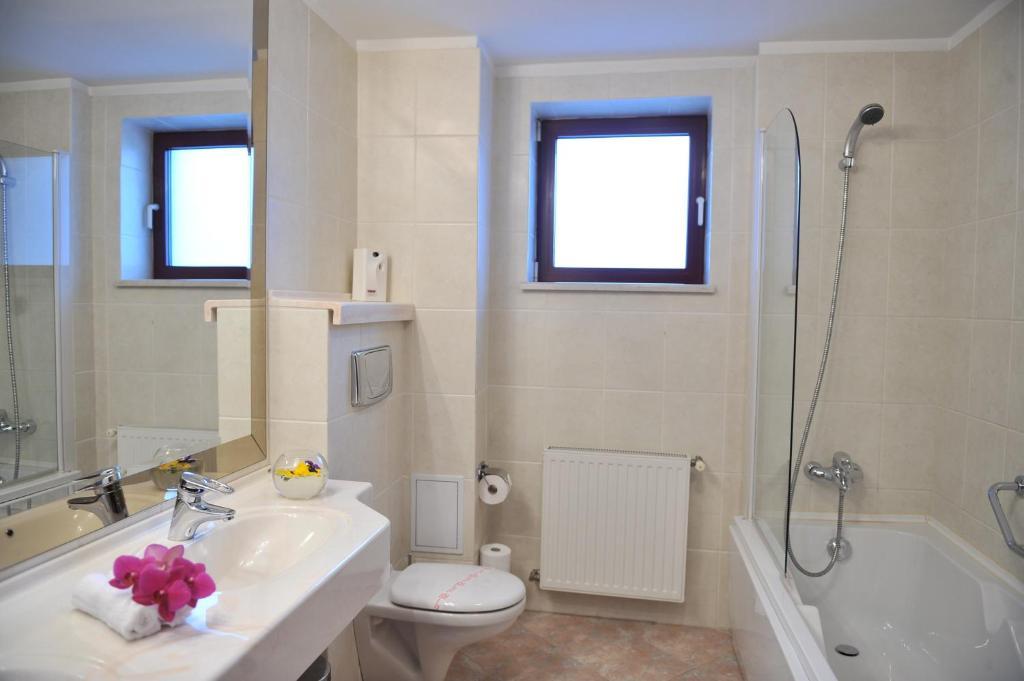 Casa Jasmine Ξενοδοχείο Μπρασόβ Εξωτερικό φωτογραφία